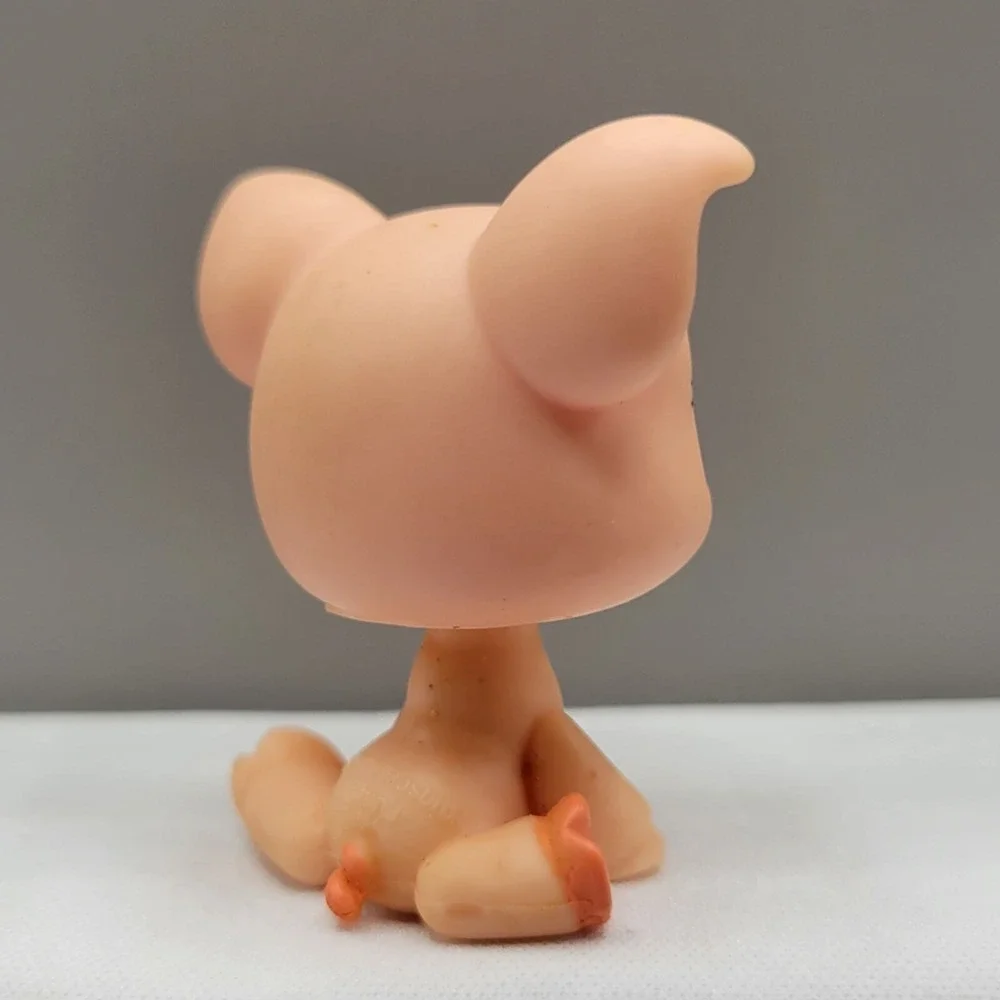 Littlest Pet Shop LPS #622 Peach Piglet Pig Figurine Polka Dot Ears Hasbro Toy